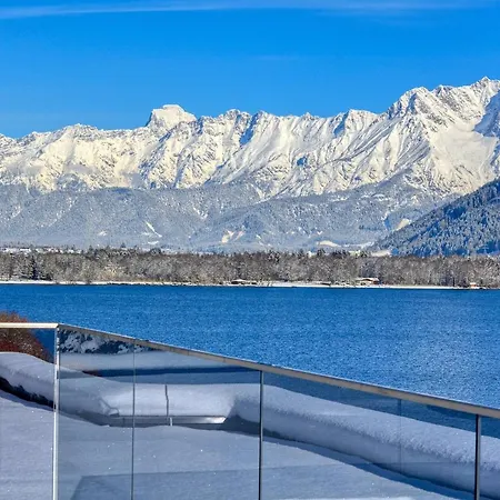 Alpin & Seeresort Penthouse 21 - By Alpen شقة