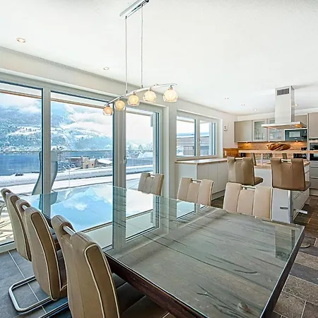 Апартаменты Alpin & Seeresort Penthouse 21 - By Alpen Целль-ам-Зе